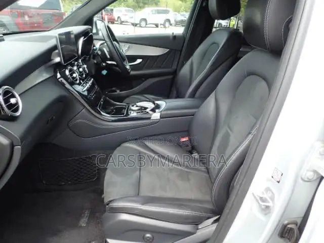 Mercedes-Benz GLC-Class 2019 Silver