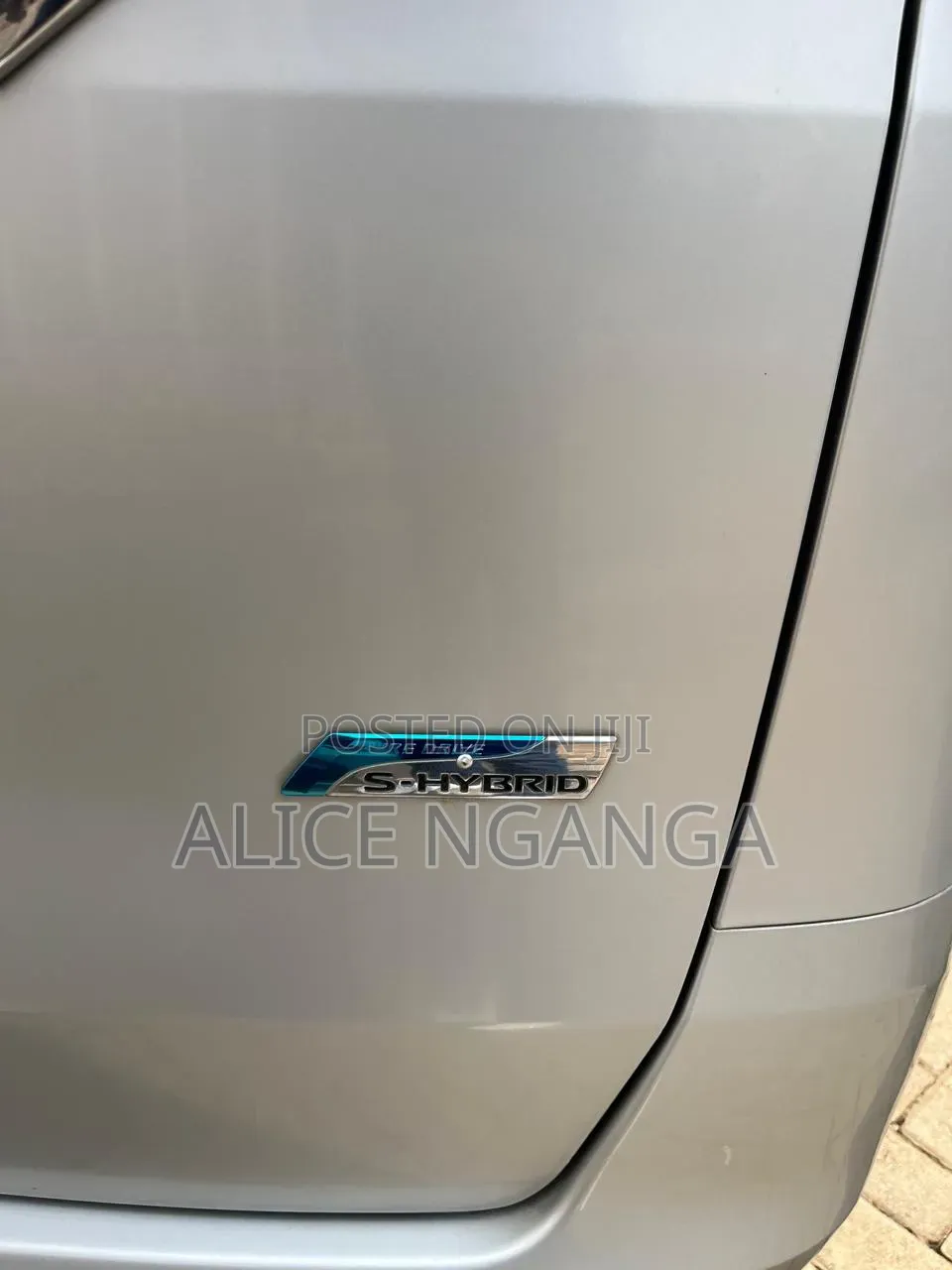 Nissan Serena 2015 Silver