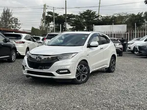 Honda Vezel 1.5 Hybrid 4WD 2018 White