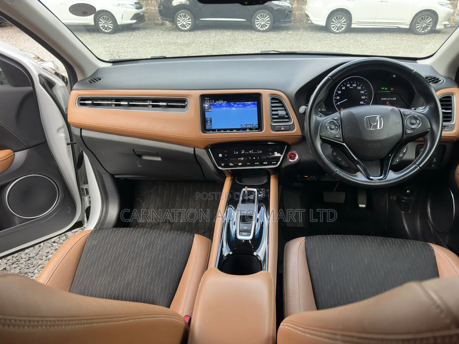 Honda Vezel 1.5 Hybrid 4WD 2018 White