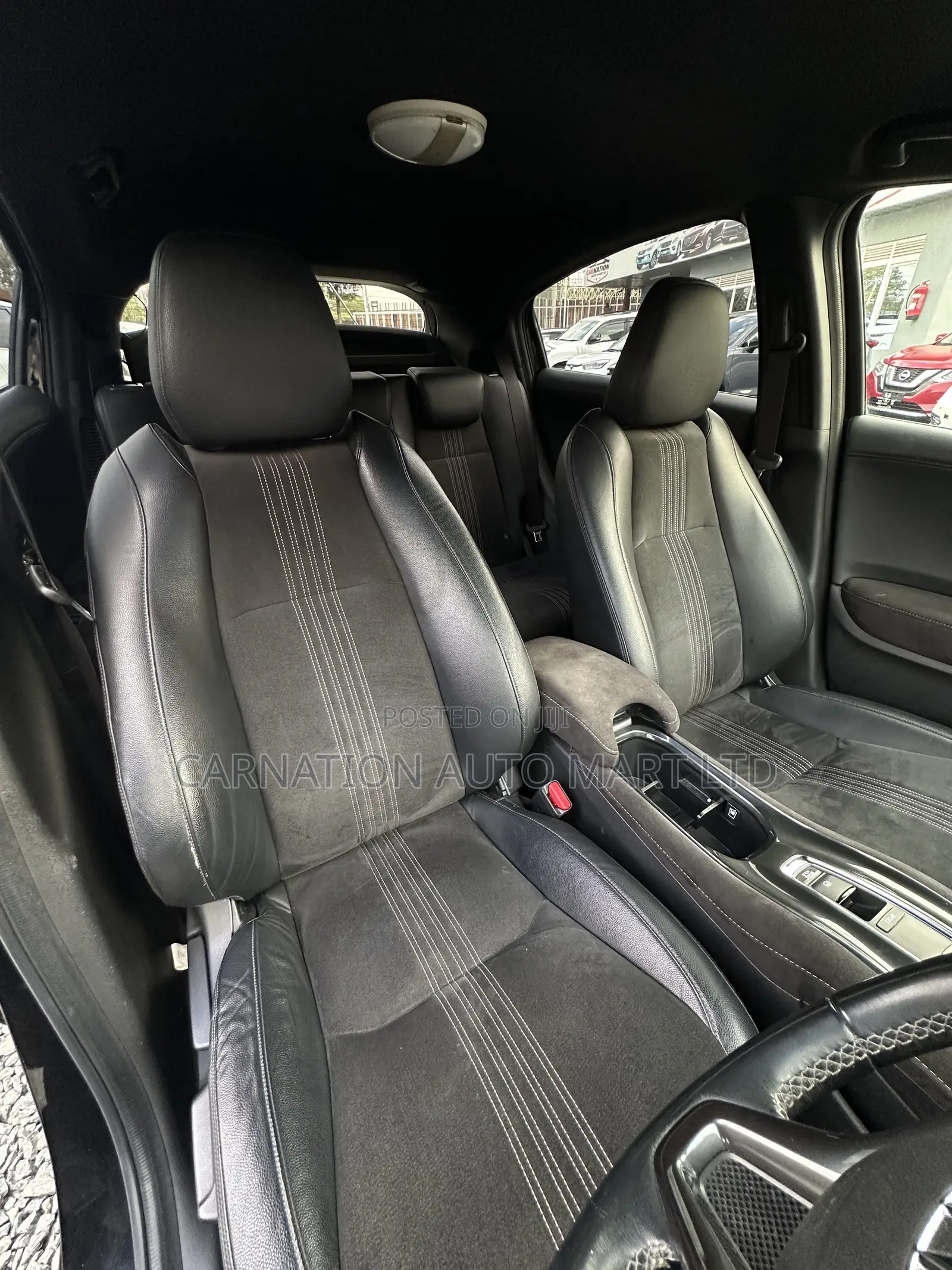 Honda Vezel 1.5 2WD 172 hp 2019 Black