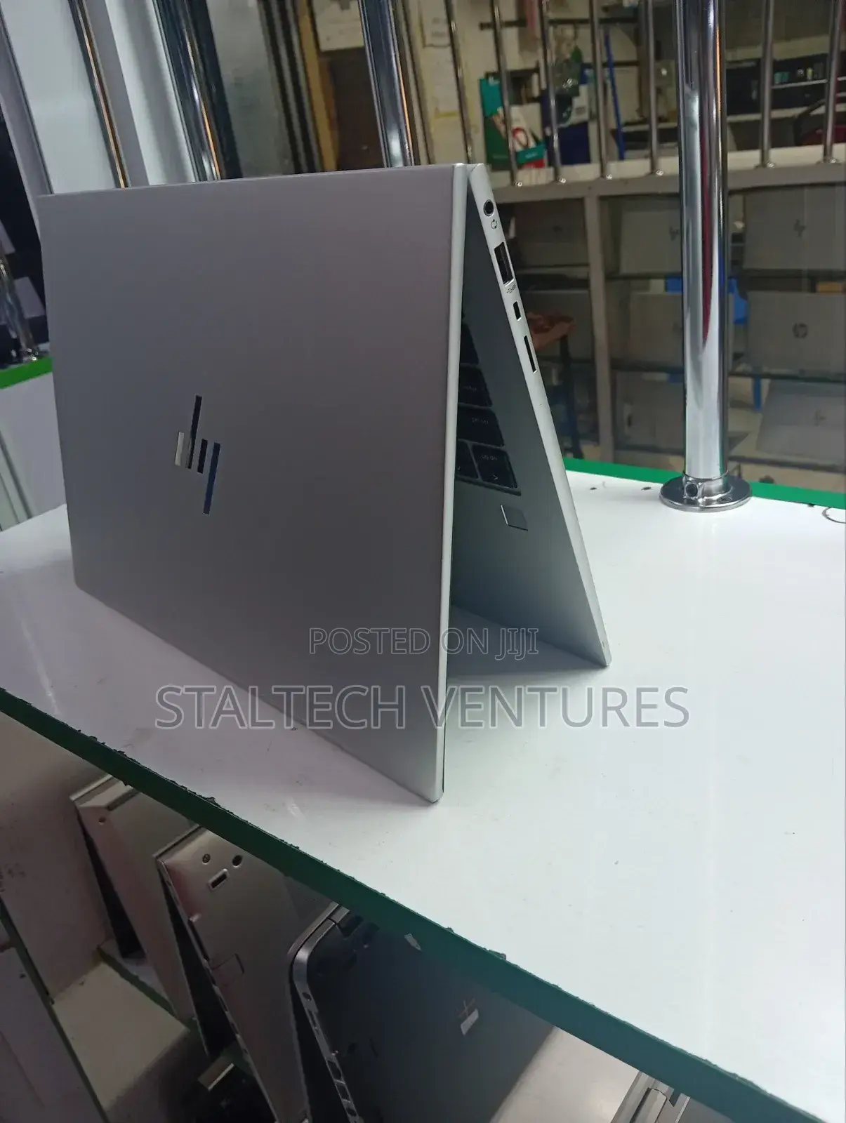 Laptop HP EliteBook 840 G10 32GB Intel Core i7 SSD 512GB