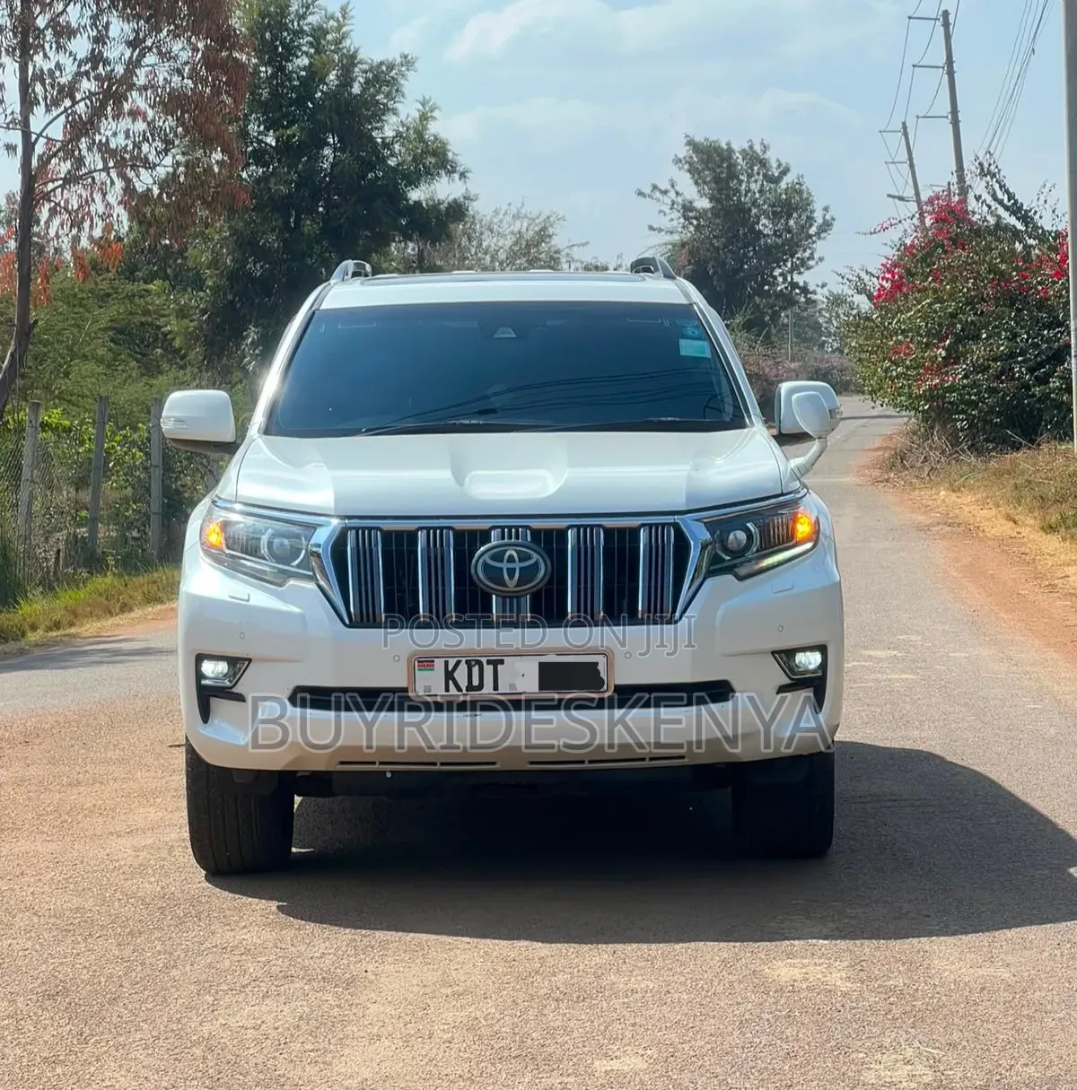 Toyota Land Cruiser Prado 2017 White