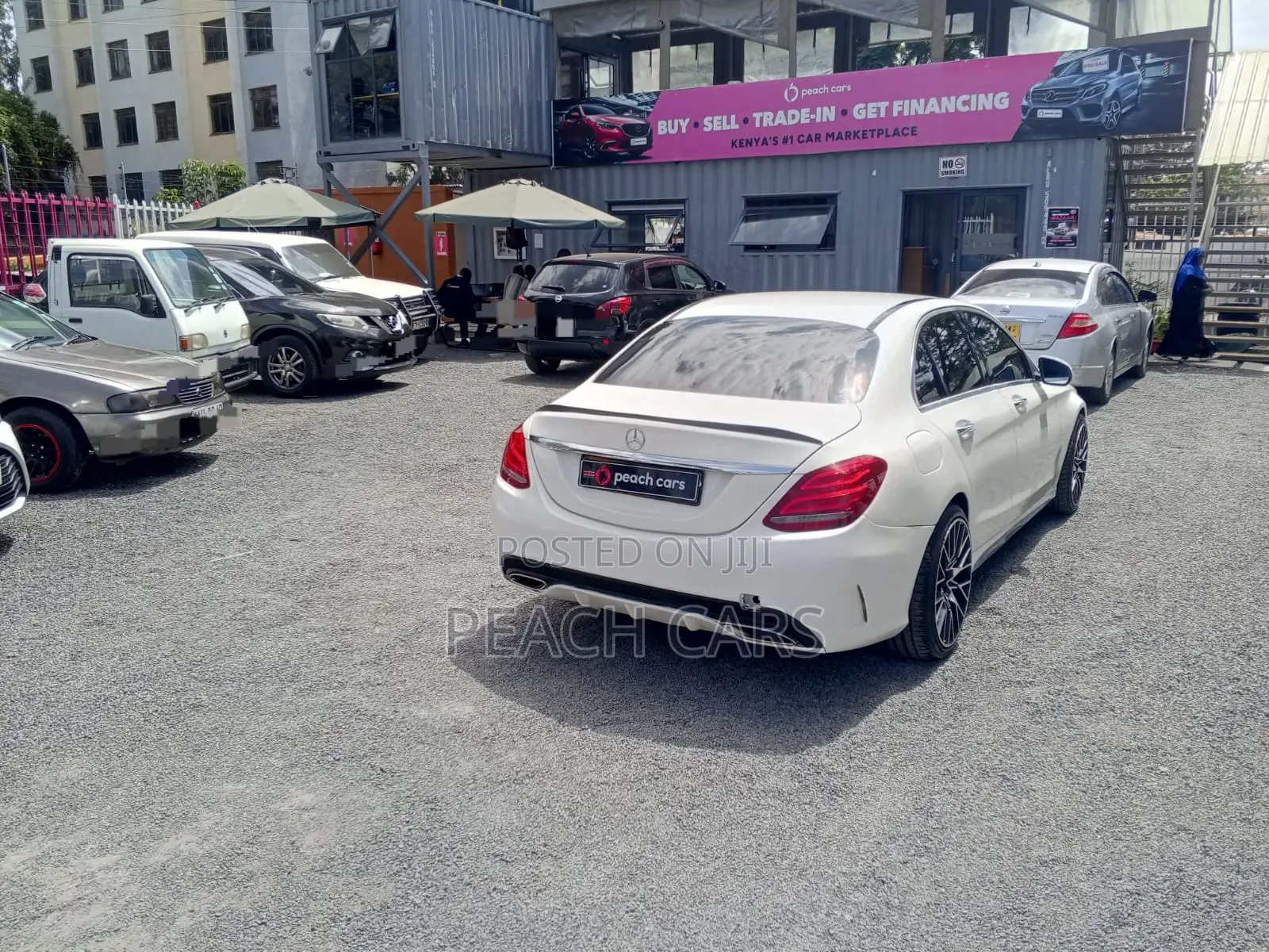 Mercedes-Benz C180 2015 Off white