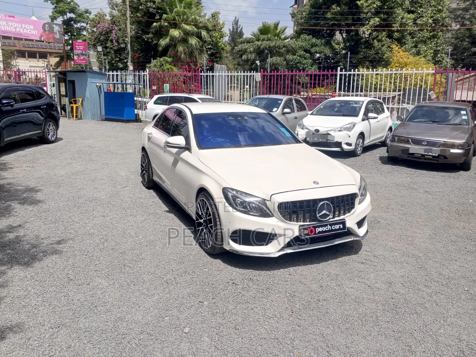 Mercedes-Benz C180 2015 Off white
