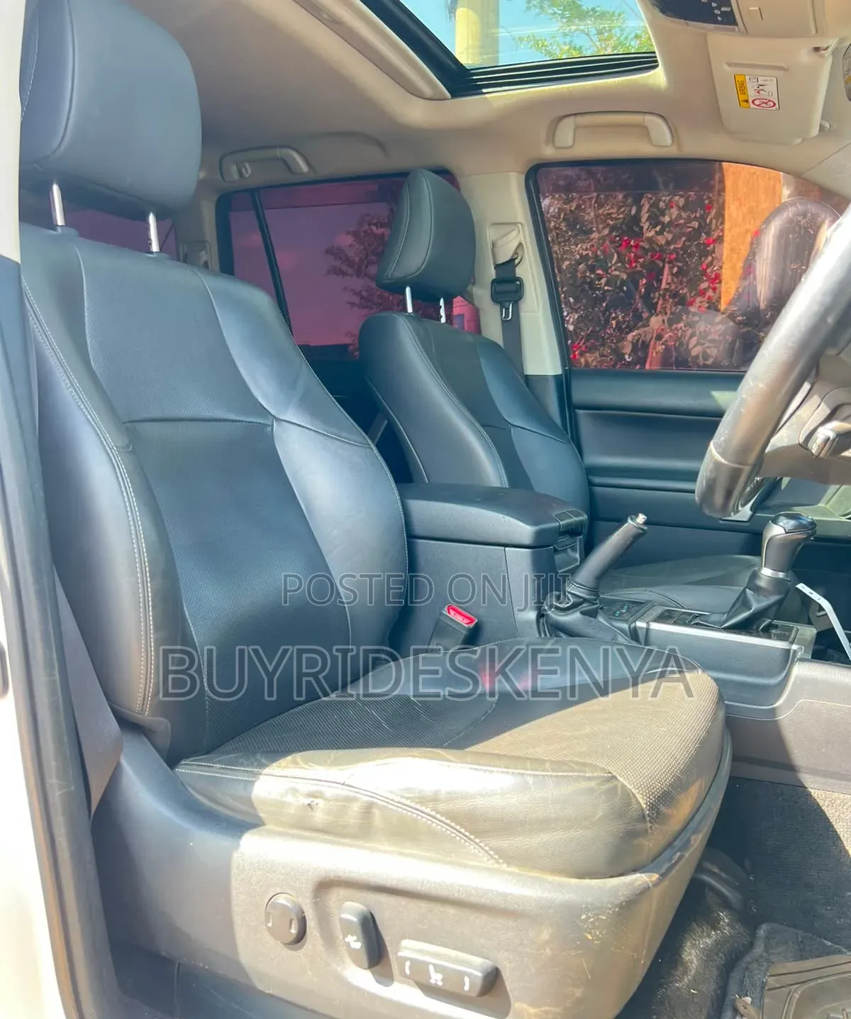 Toyota Land Cruiser Prado 2017 White