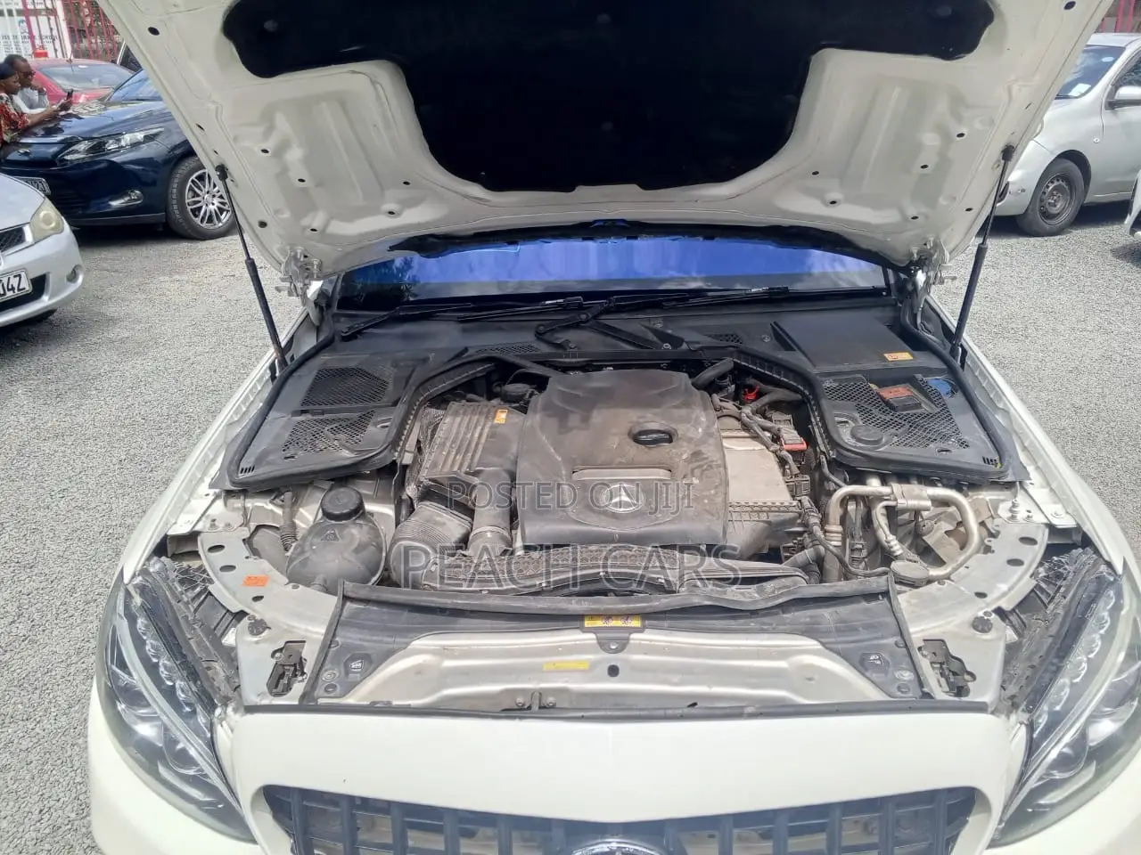 Mercedes-Benz C180 2015 Off white