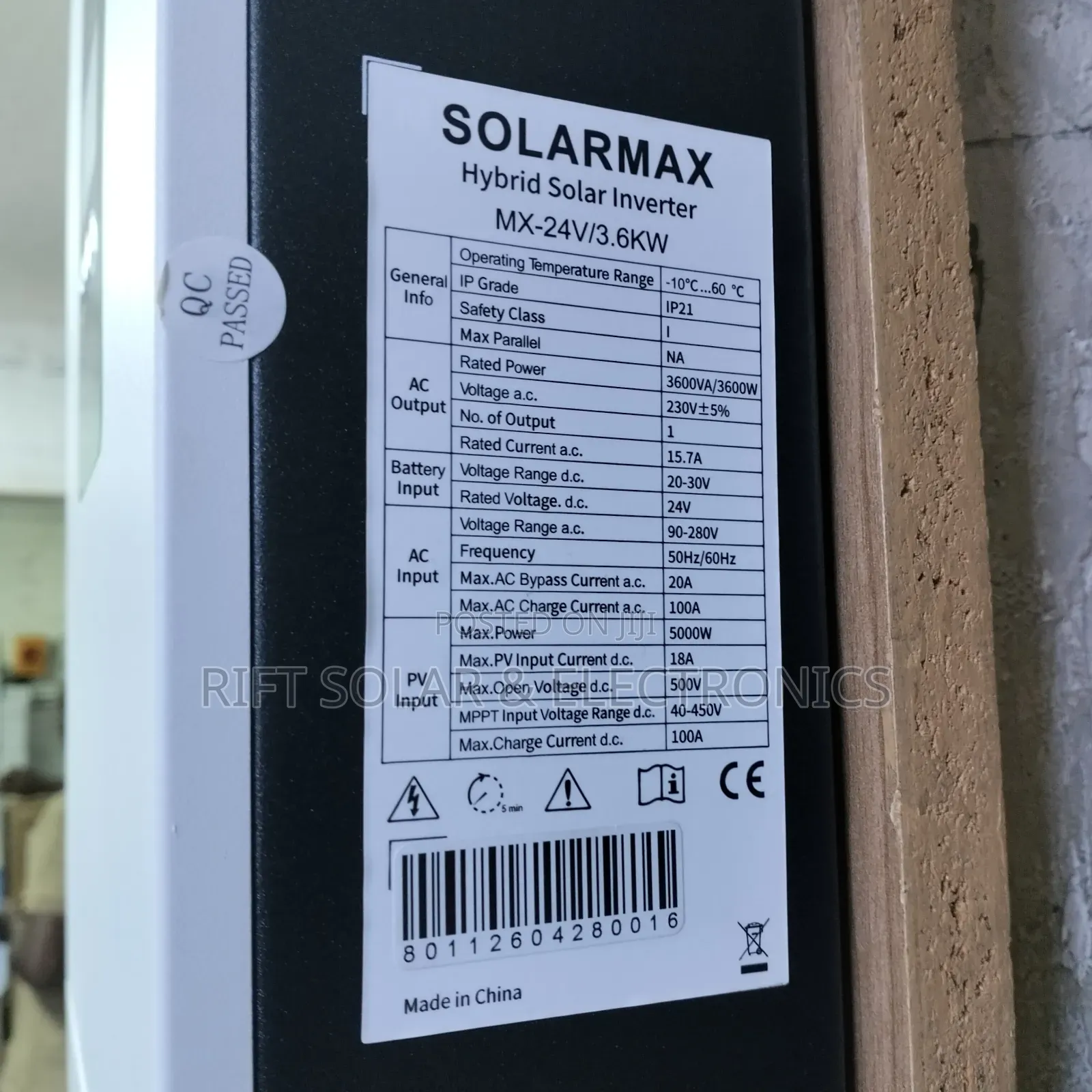 Solarmax 3.6kva - 24v Hybrid MPPT Solar Inverter Suitable for Off Grid