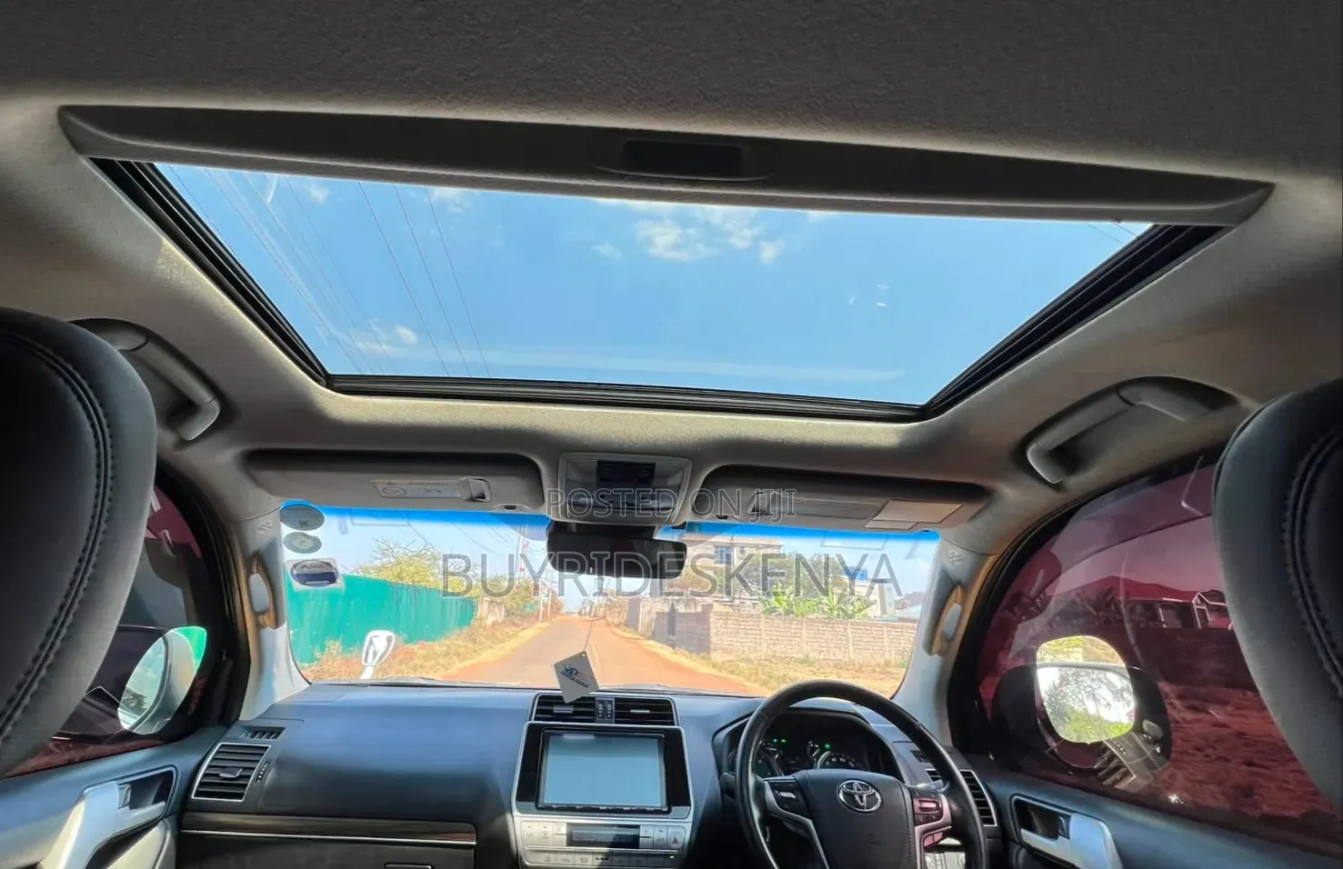 Toyota Land Cruiser Prado 2017 White
