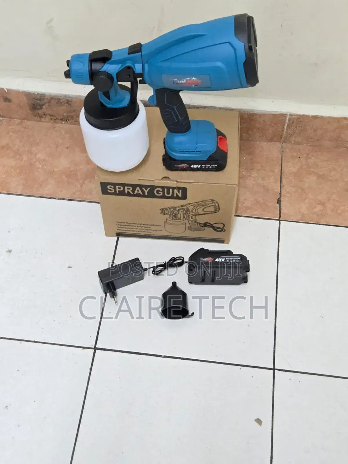 Toolmax/ Makita Cordless Paint Sprayer