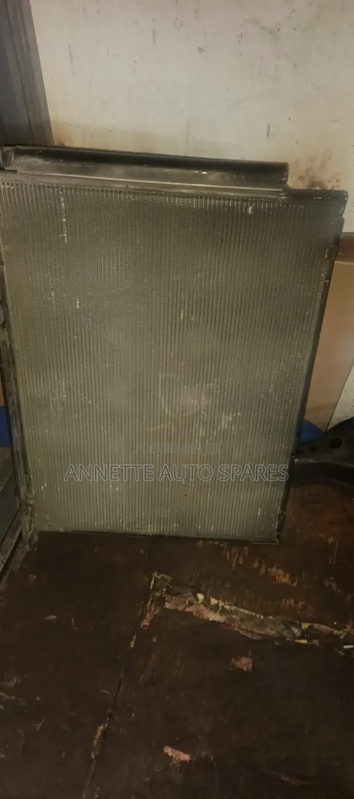 Condensor Harrier 240