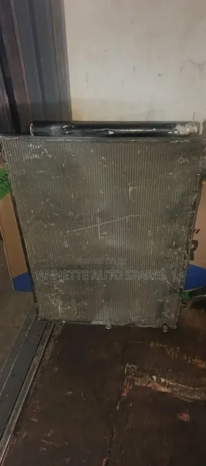 Condensor Harrier 240