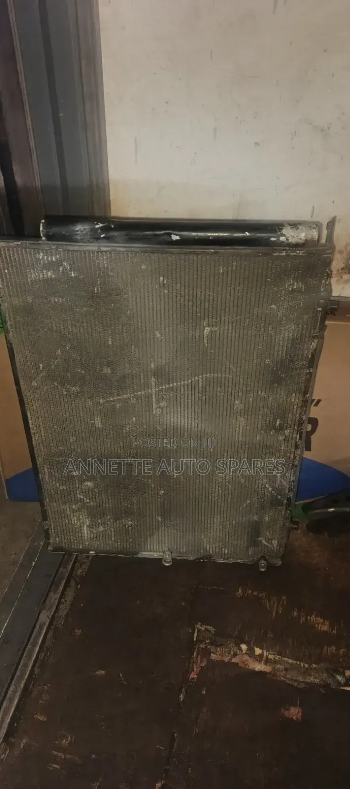 Condensor Harrier 240