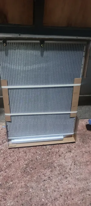 Condensor Harrier 240