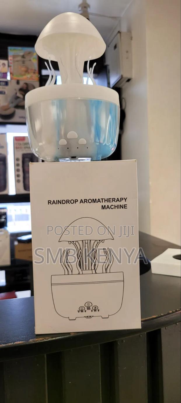 Mini Jellyfish Cloud Humidifier With Relaxing Rainfall Effect - thumbnail 2