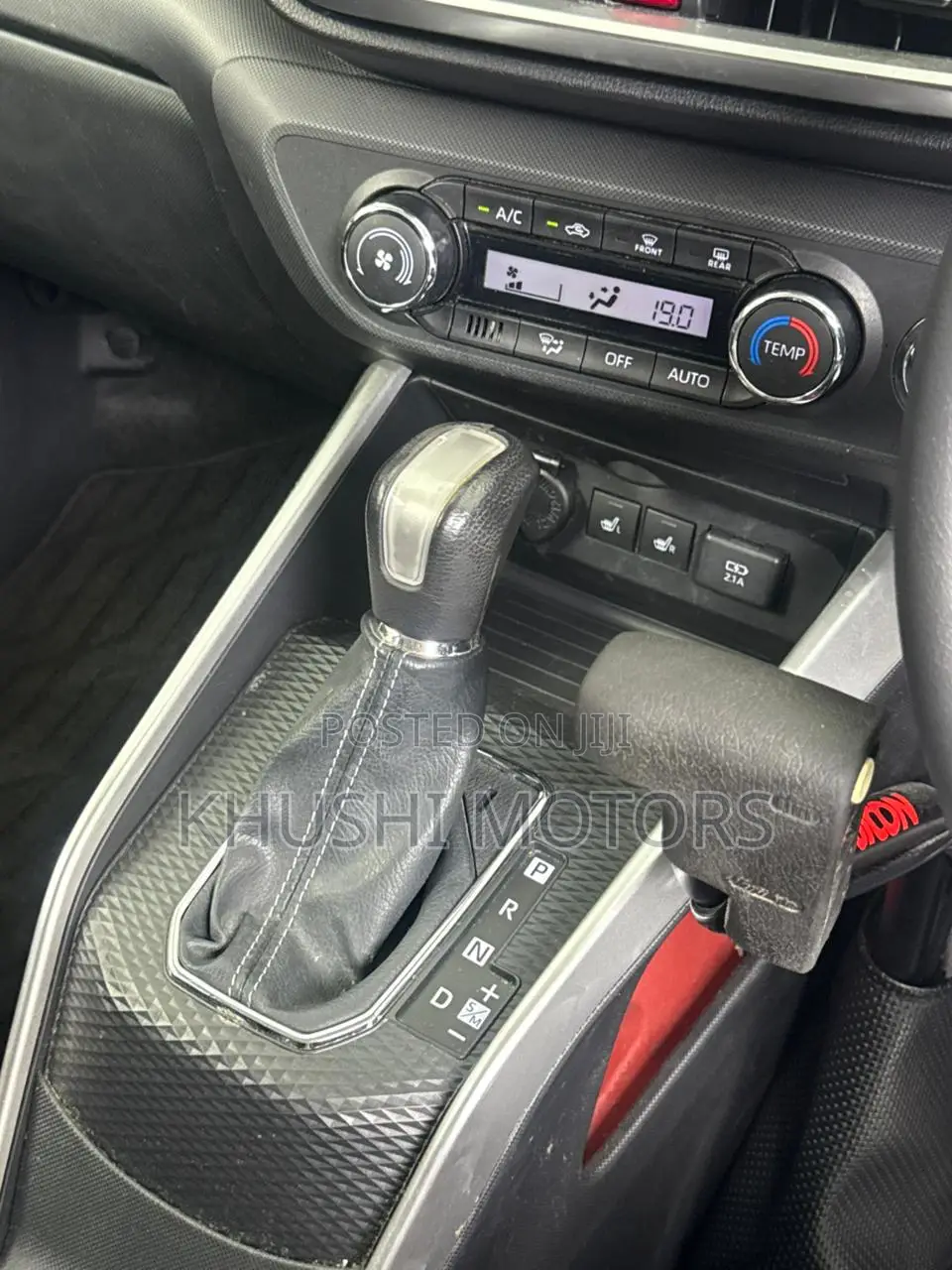 Toyota Raize 2019 Silver