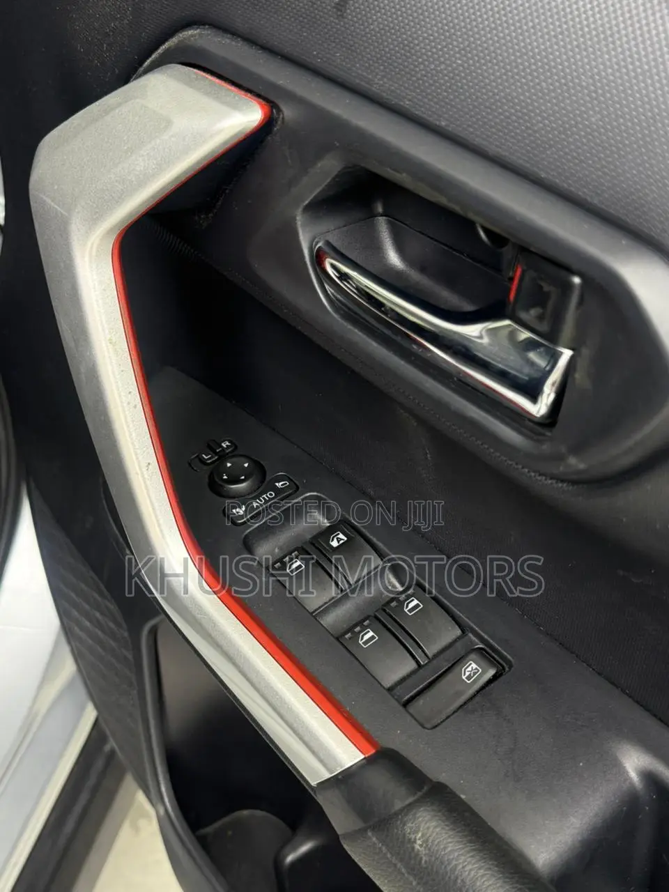 Toyota Raize 2019 Silver