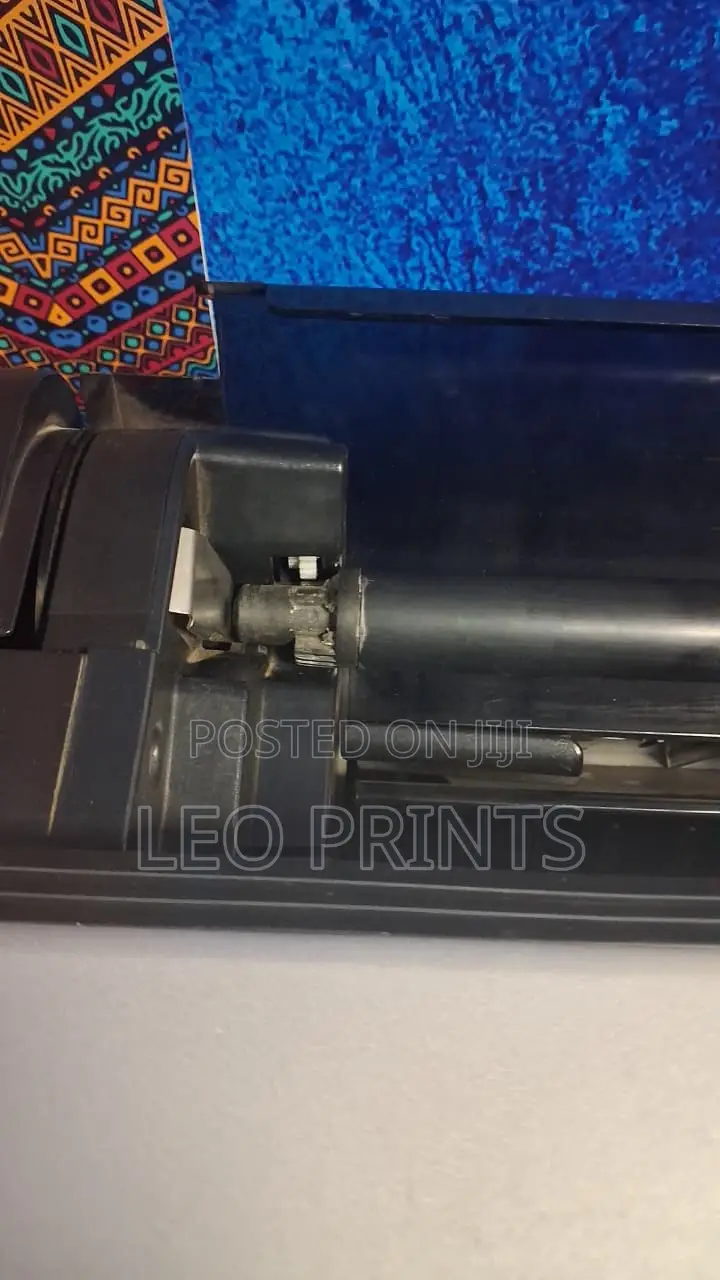 HP DesignJet T830 Plotter Printer