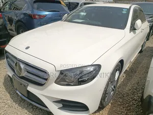 Mercedes-Benz E200 2019 Pearl
