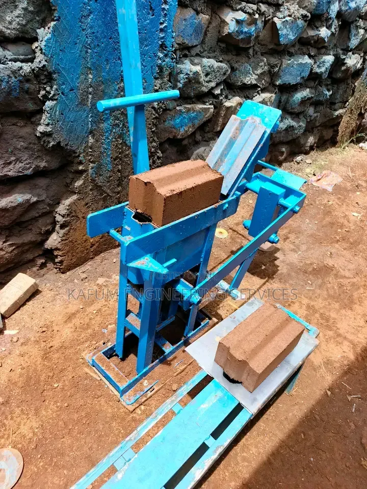 Interlocking Brick Machine