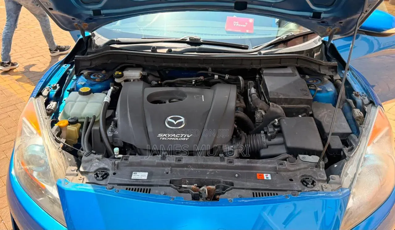 Mazda Axela 2013 Blue