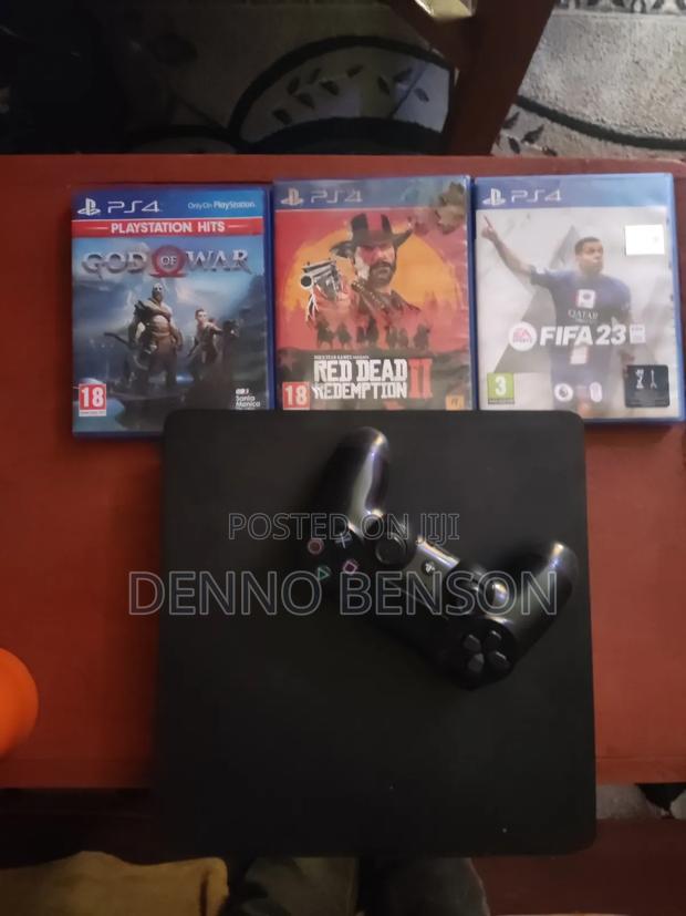 PS4 Slim One Pad 3 Games - thumbnail 2