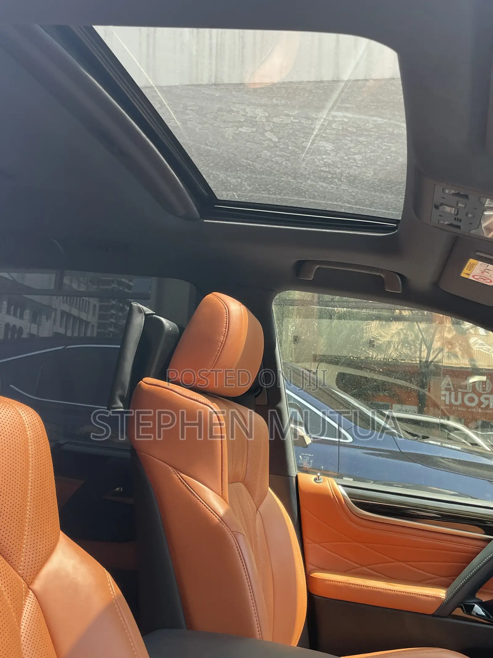 Lexus LX 570 AWD 2019 White