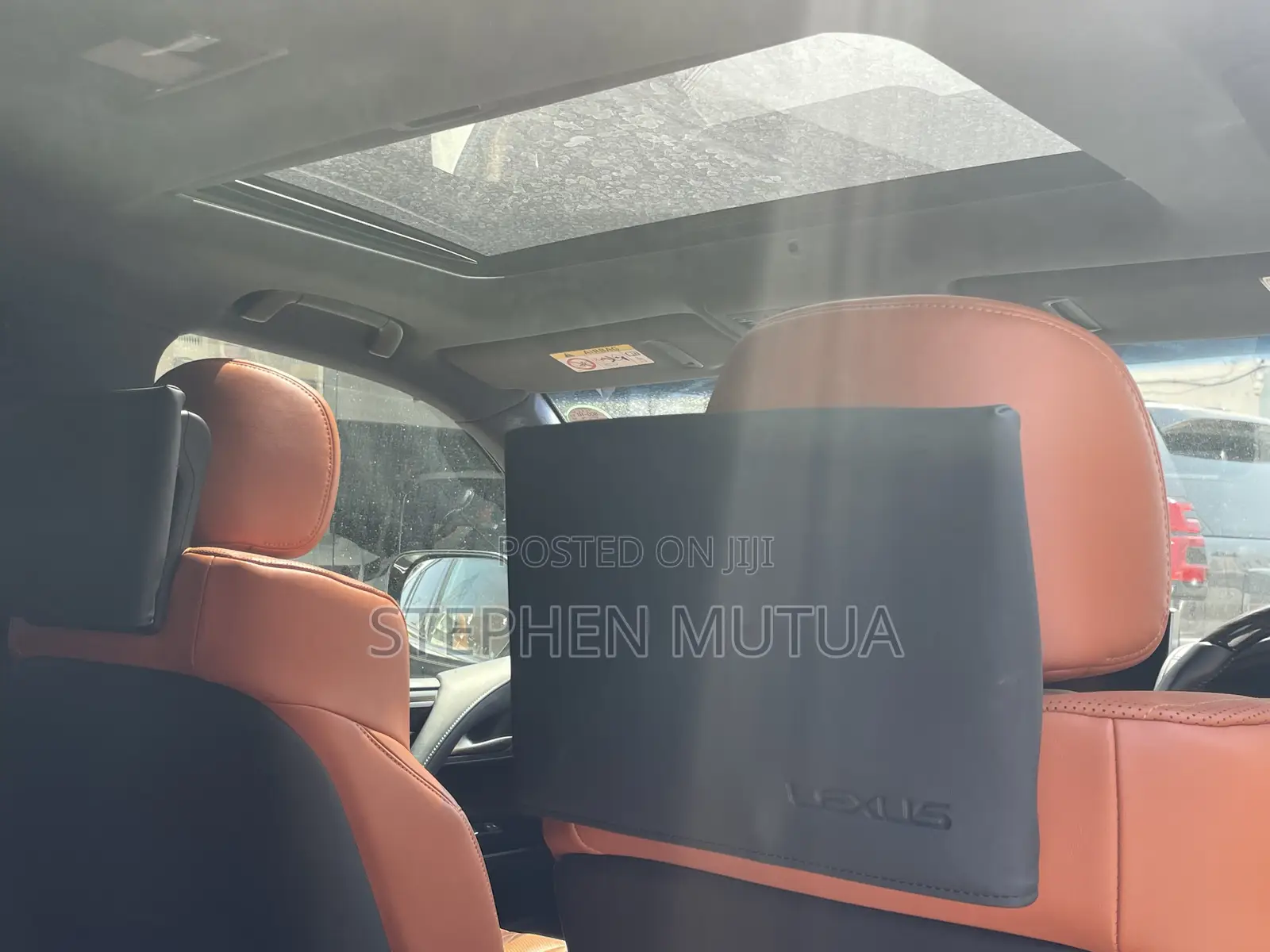Lexus LX 570 AWD 2019 White