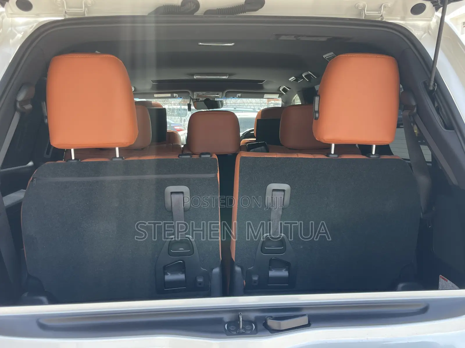 Lexus LX 570 AWD 2019 White