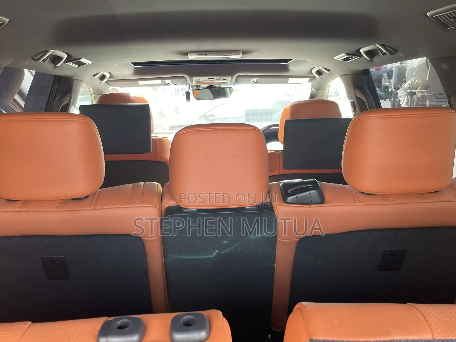 Lexus LX 570 AWD 2019 White