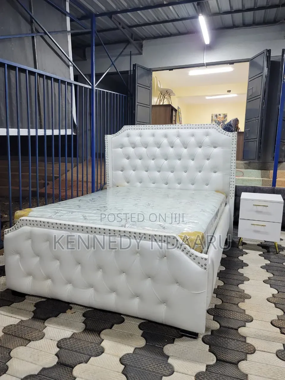 5by6 Morden Chester Bed Available