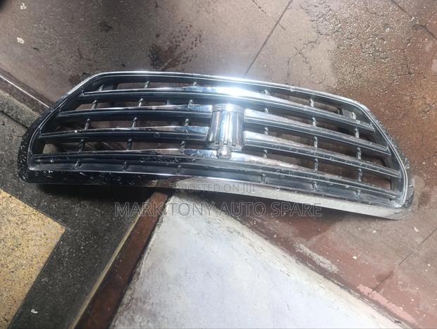 Crown 2010 Grill Ex Japan