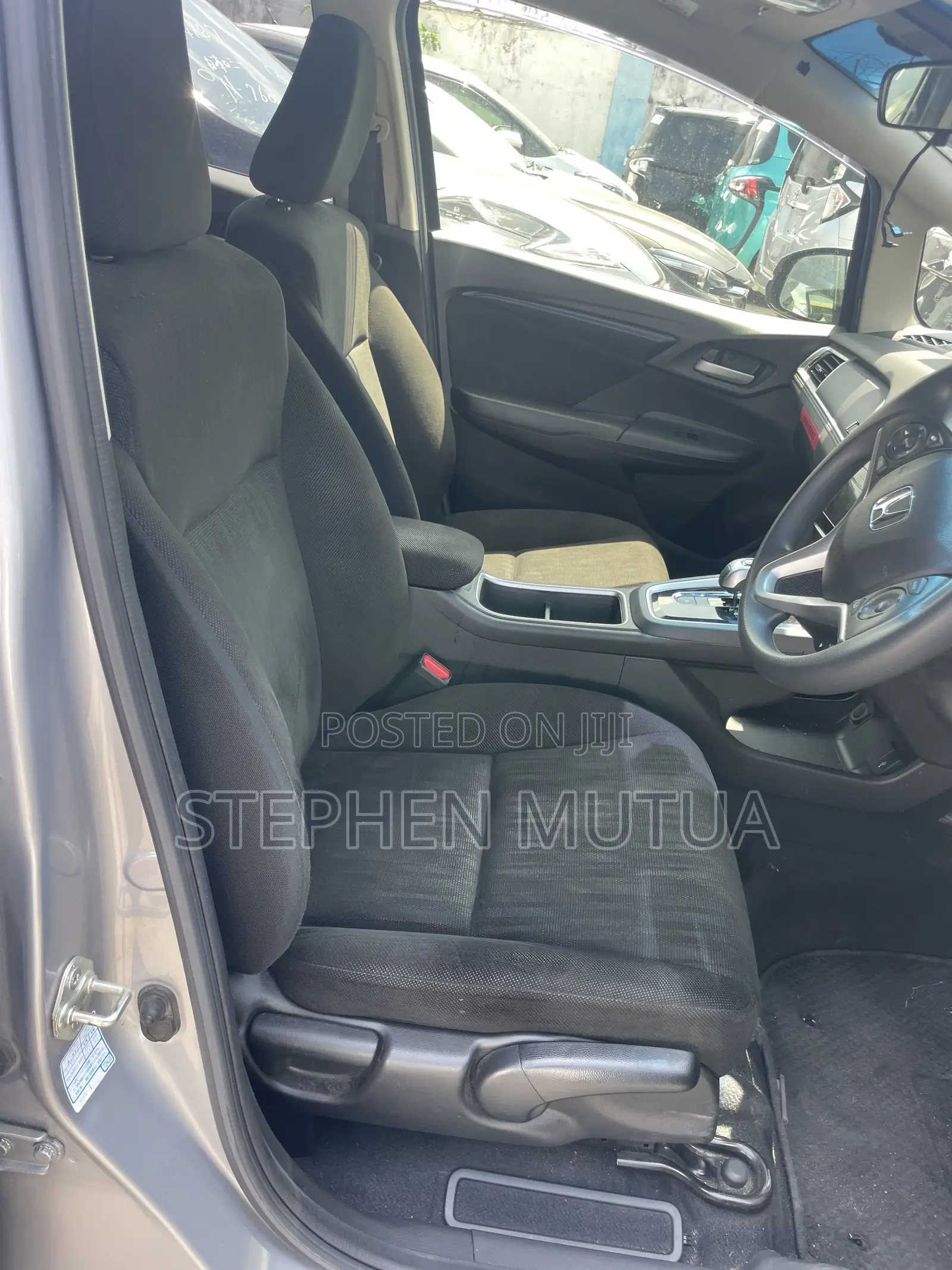 Honda Fit Shuttle 1.5 Hybrid 2WD 2019 Silver