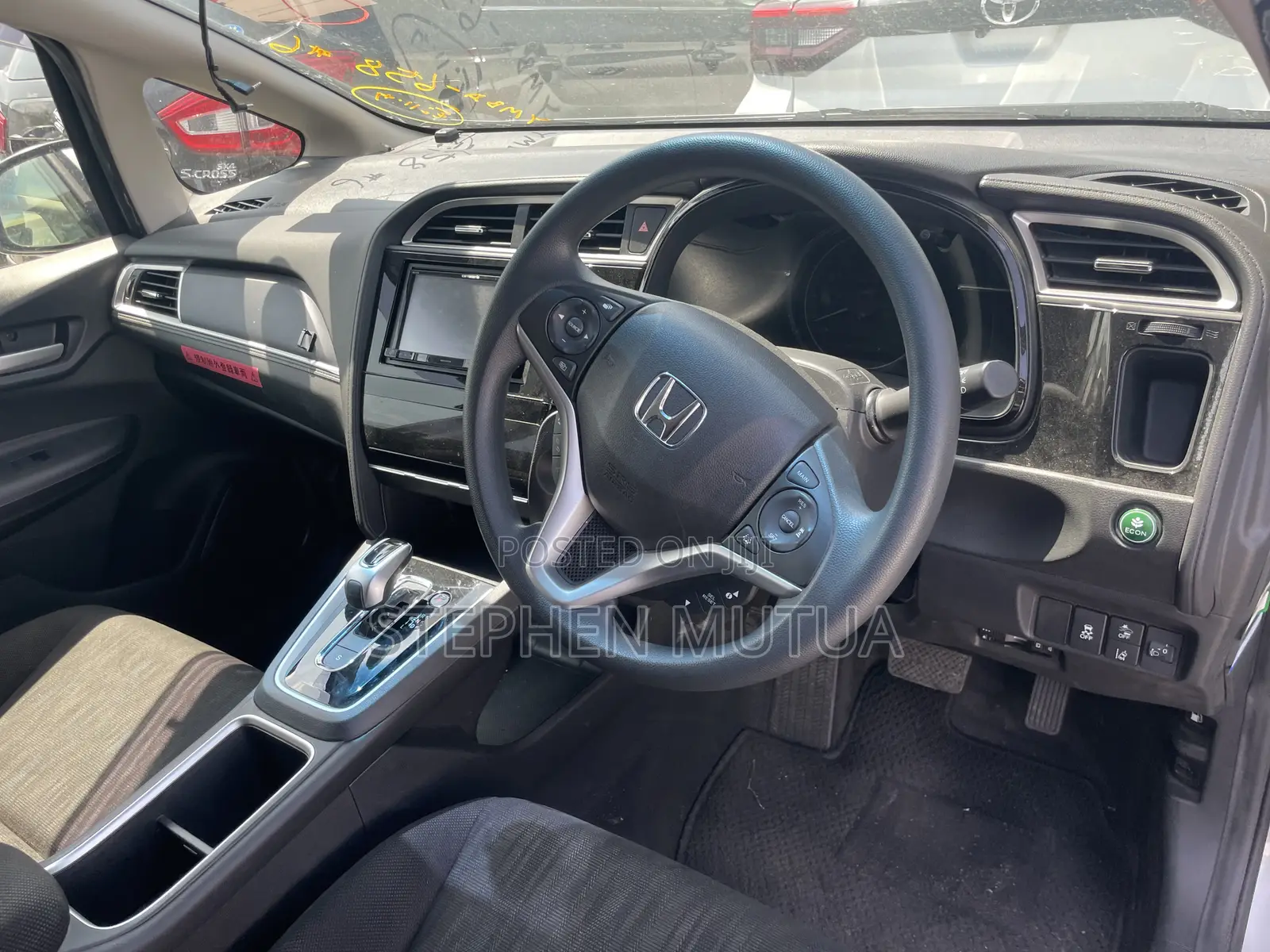 Honda Fit Shuttle 1.5 Hybrid 2WD 2019 Silver