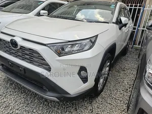 Toyota RAV4 2019 White