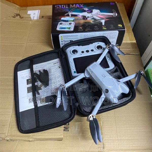 S101 Wireless Foldable Drone With Dual Cameras Screen Display Remot - main view