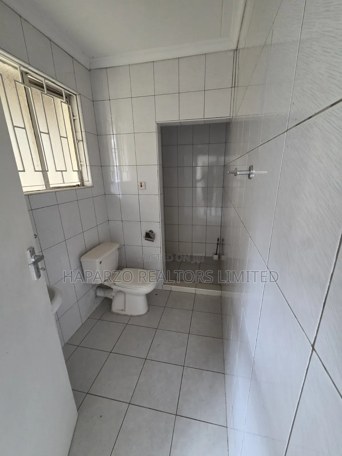 2bdrm Maisonette in Milimani, Off State for rent