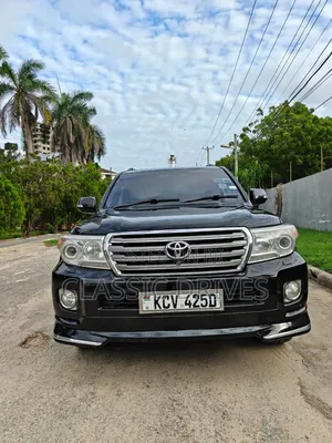 Toyota Land Cruiser 2012 Black
