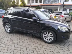 Volkswagen Tiguan S 4Motion 2010 Black
