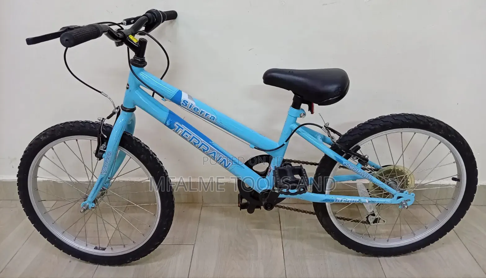 Ex-Uk Sierra Terrain Junior Mountain Bike