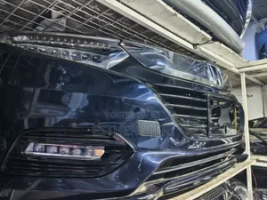Honda Vezel 2018/2019 Nosecut