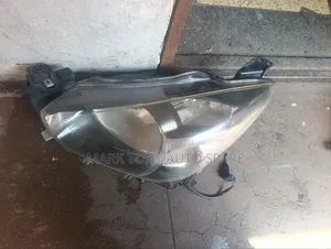 Demio 2018 Non Zenon Left With Adjuster 