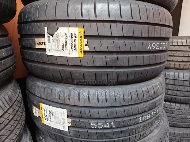275/40r20 Dunlop Tyre - main view