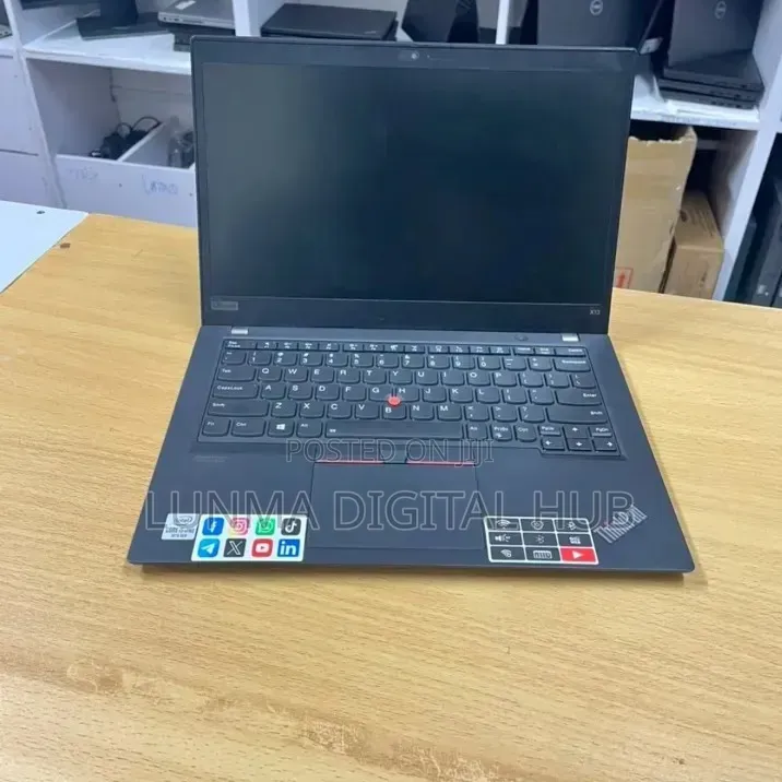 Laptop Lenovo ThinkPad X390 Yoga 8GB Intel Core i7 SSD 256GB