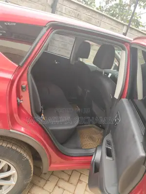 Nissan Dualis 2011 Red