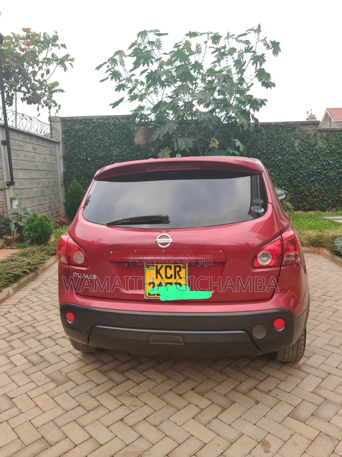 Nissan Dualis 2011 Red