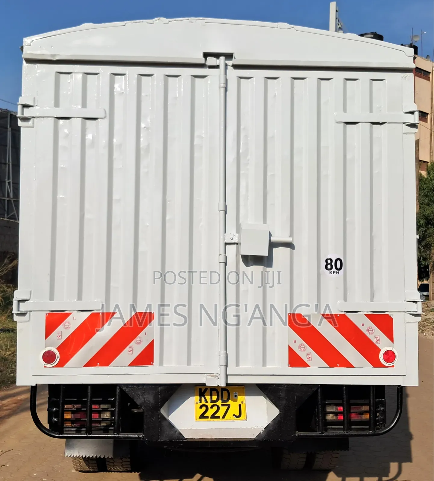 Isuzu NQR Truck