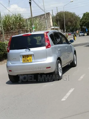 Nissan Note 2010 Silver