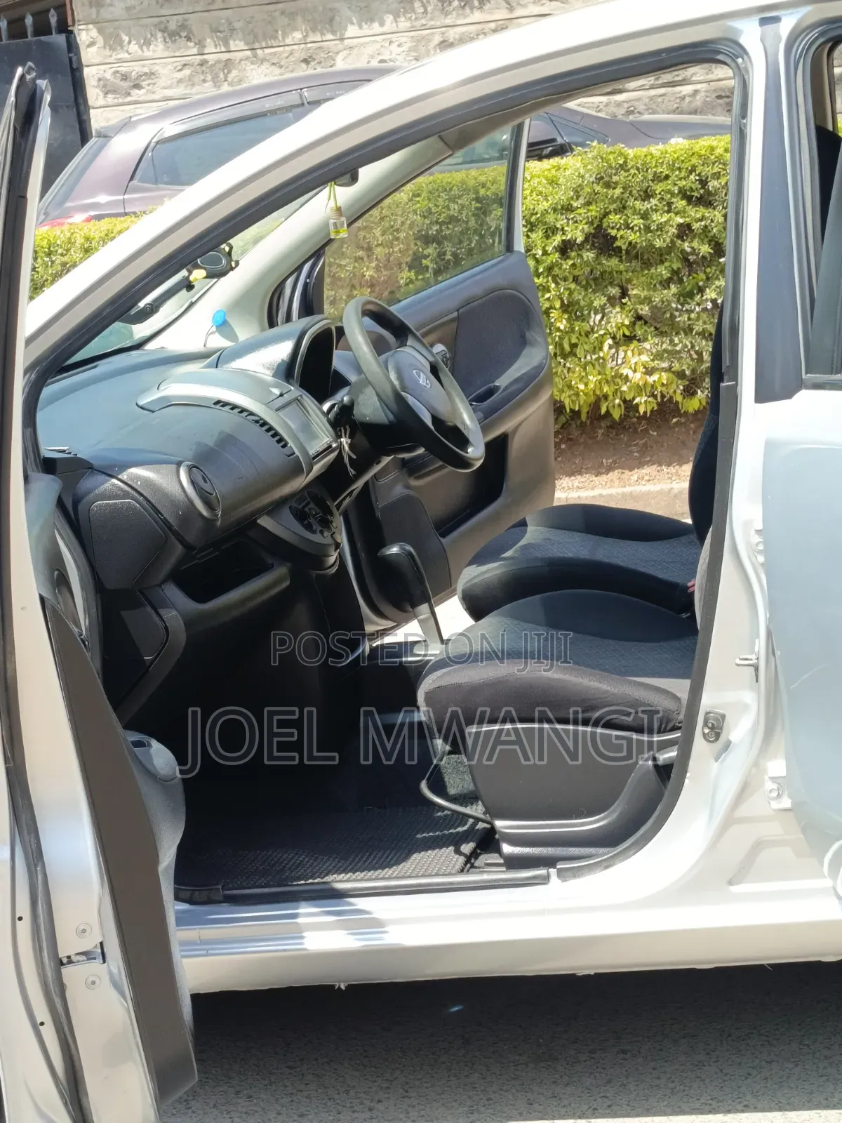 Nissan Note 2010 Silver