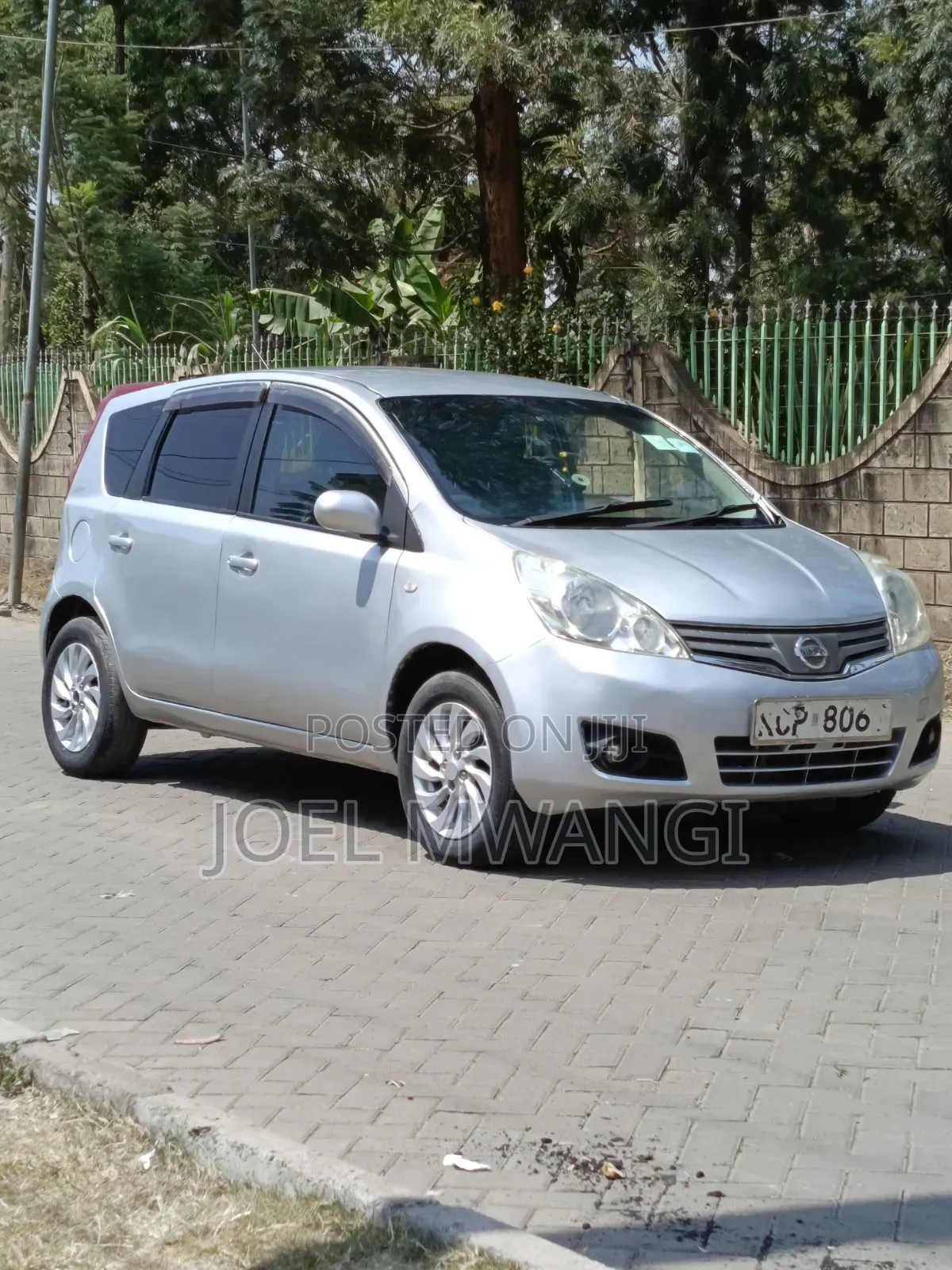 Nissan Note 2010 Silver